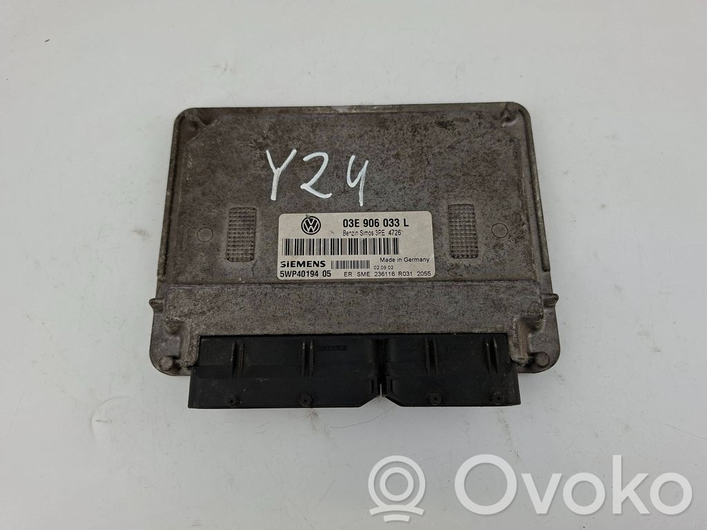 Volkswagen Polo IV 9N3 Engine control unit/module 