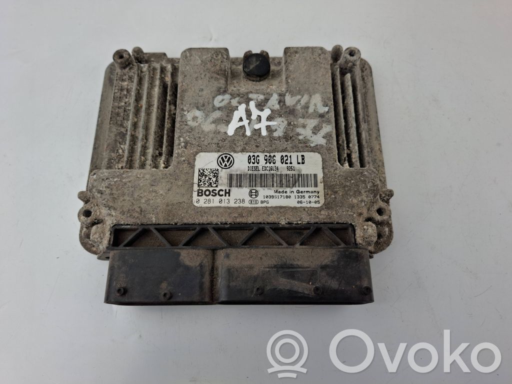 Skoda Octavia Mk2 (1Z) Engine control unit/module 