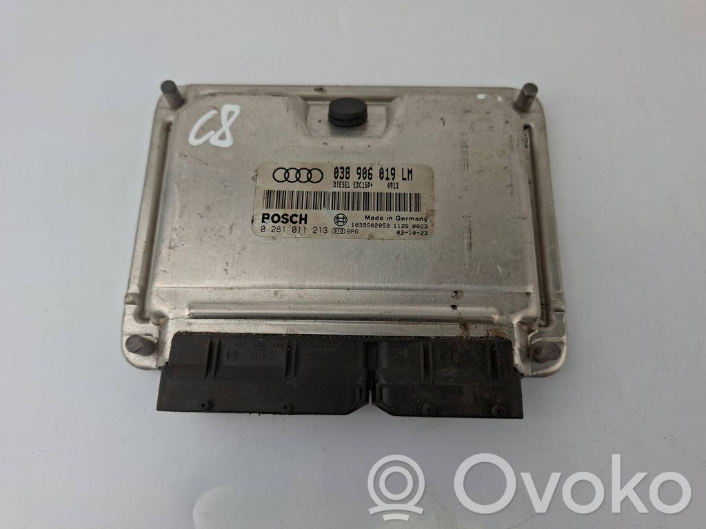 Audi A6 S6 C6 4F Variklio valdymo blokas 