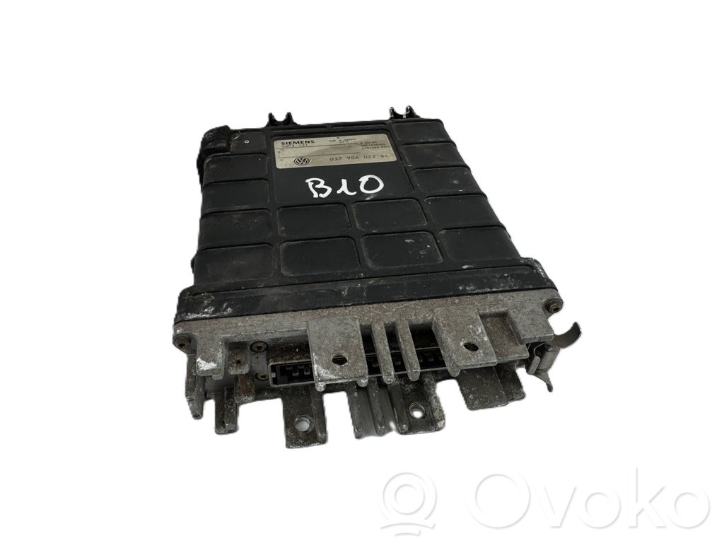 Volkswagen PASSAT B4 Calculateur moteur ECU 