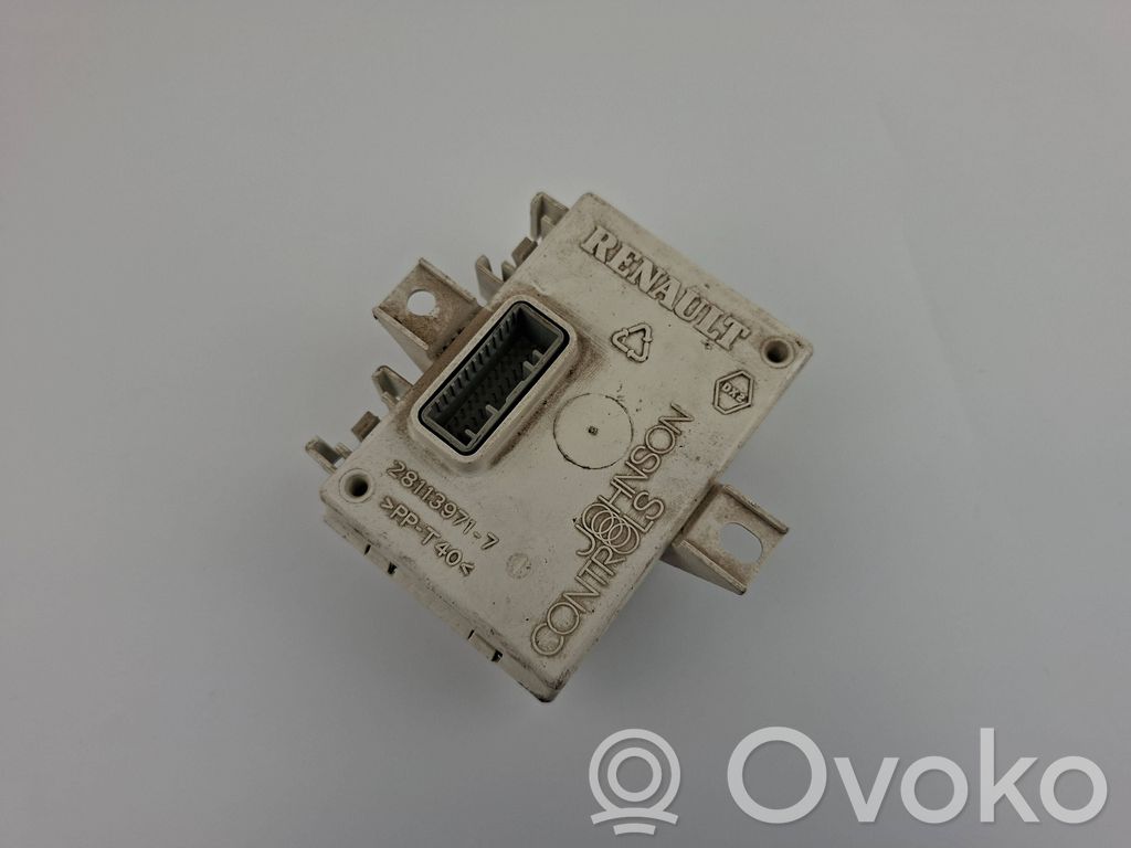 Renault Megane III GPS navigation control unit/module 