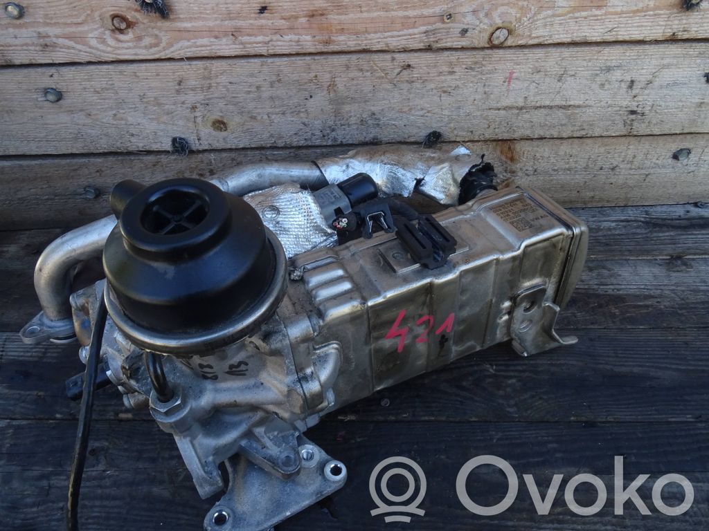 Audi A4 S4 B9 8W EGR aušintuvas 