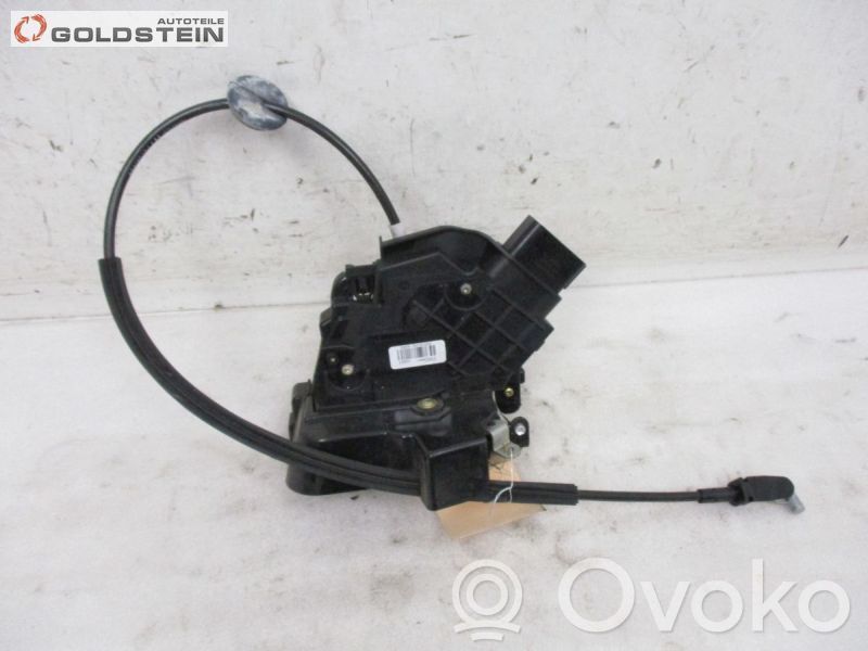 Priekšpusē slēdzene   3M5AR21812AK,3M5AR21812AK