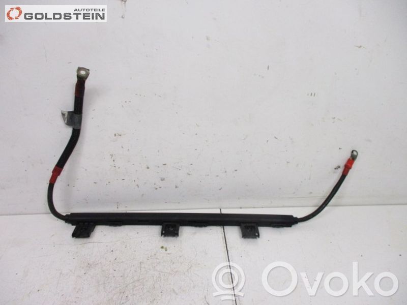 BMW 3 E90 E91 Kita variklio skyriaus detalė 