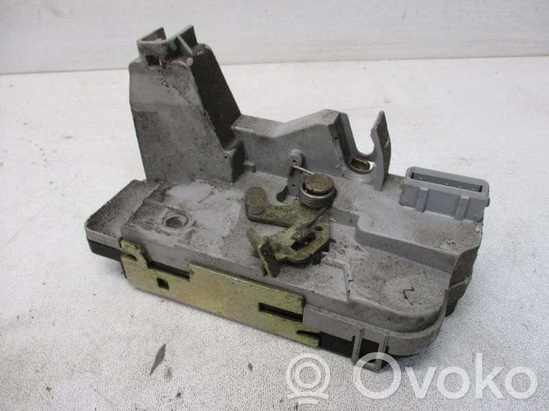 Peugeot 307 Rear door lock 
