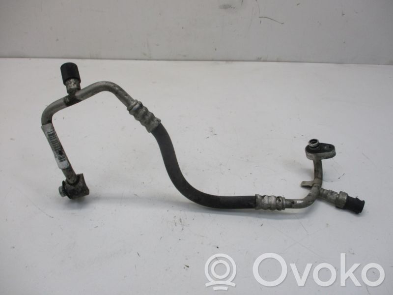 Ilmastointilaitteen putki (A/C)   P05058553AB,P05058553AB