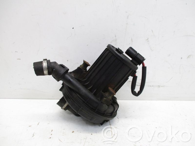 BMW 5 E60 E61 Pompa powietrza wtórnego 