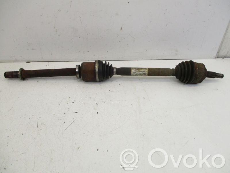 Etuvetoakseli   8200666595,8200666595