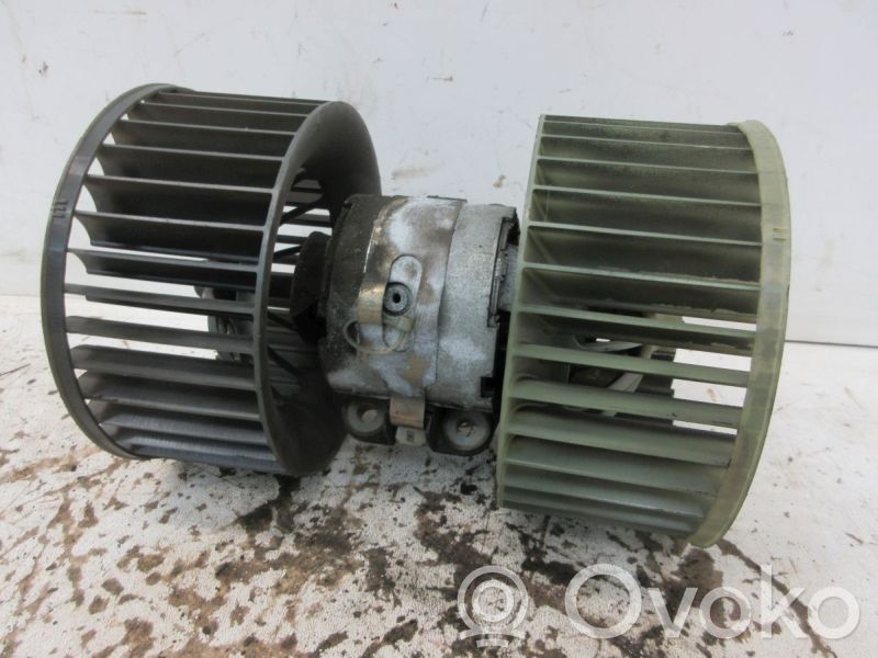 BMW 3 E36 Mazā radiatora ventilators 