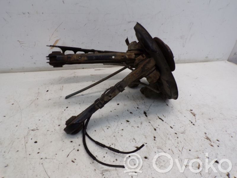 Rear wheel hub spindle/knuckle   6774810,6774810