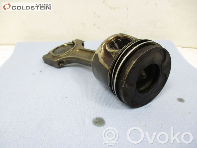 Piston   7792099,7792099