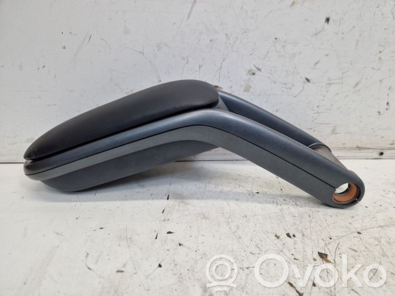 Armrest   9185104,9185104