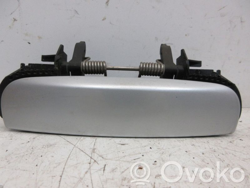 Manecilla externa puerta delantera   8E1839207,8E1839207