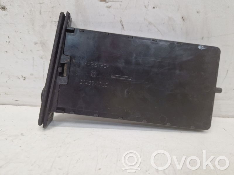 Cup holder   7047145,7047145