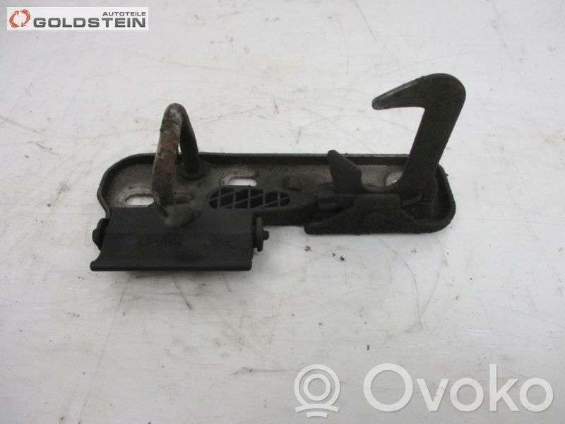 Engine bonnet/hood lock/catch