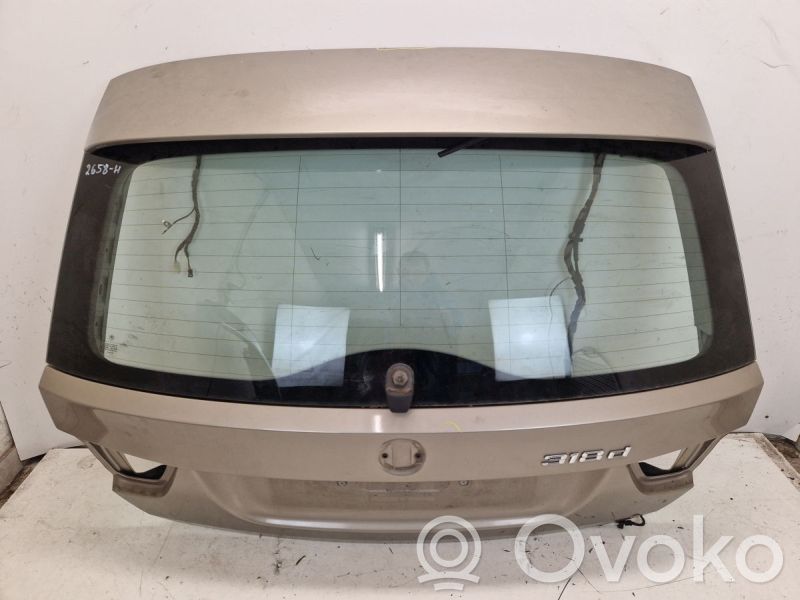 Tailgate/trunk/boot lid