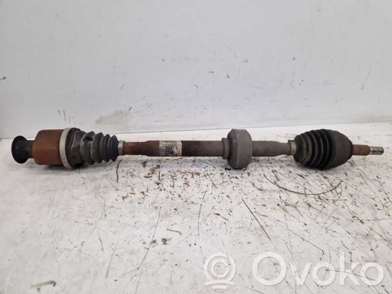 Eje de transmisión delantero   8200499306,8200499306