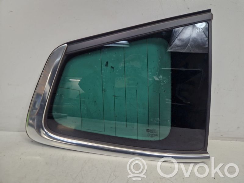 Opel Zafira C Parabrezza posteriore/parabrezza 