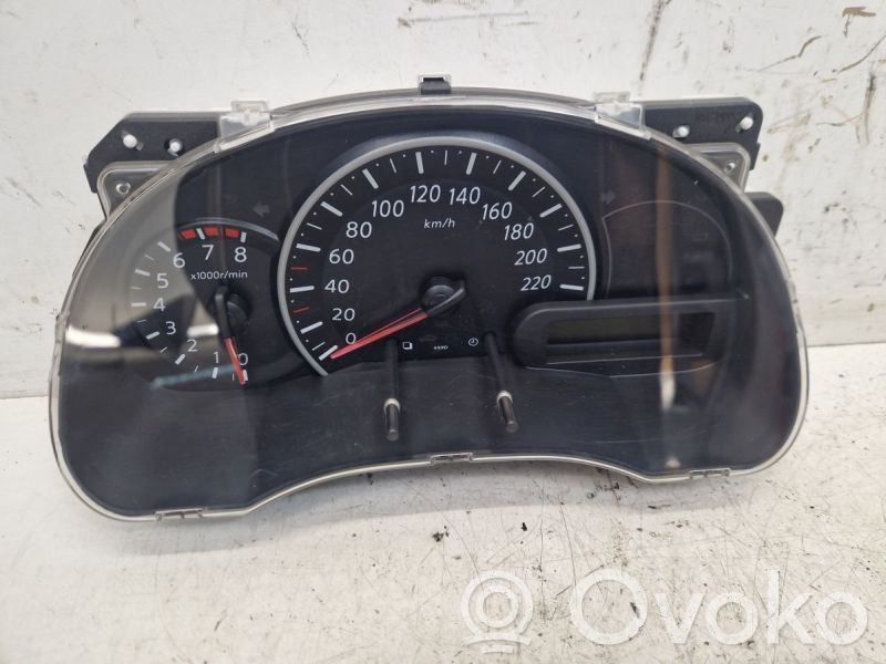Nissan Micra C+C Vitezometru (grup de instrumente) 