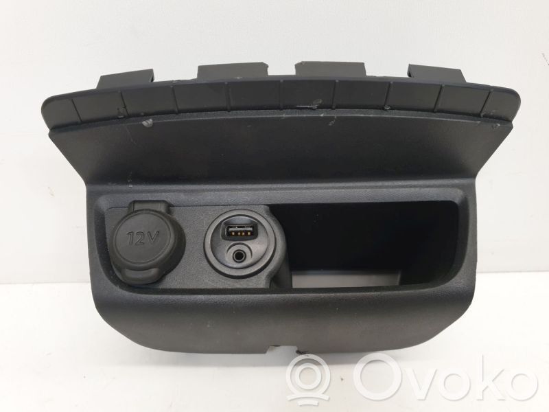 Peugeot 2008 I Altra parte interiore