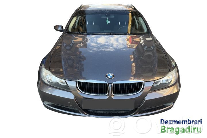 BMW 3 E90 E91 Priekšējo durvju apdare 
