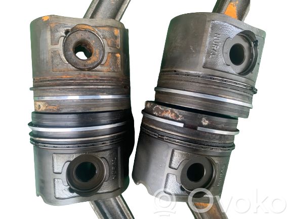 Piston