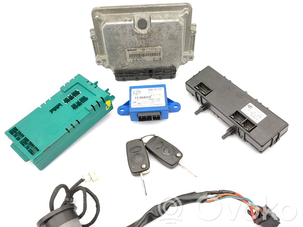 Alfa Romeo 166 Engine ECU kit and lock set 