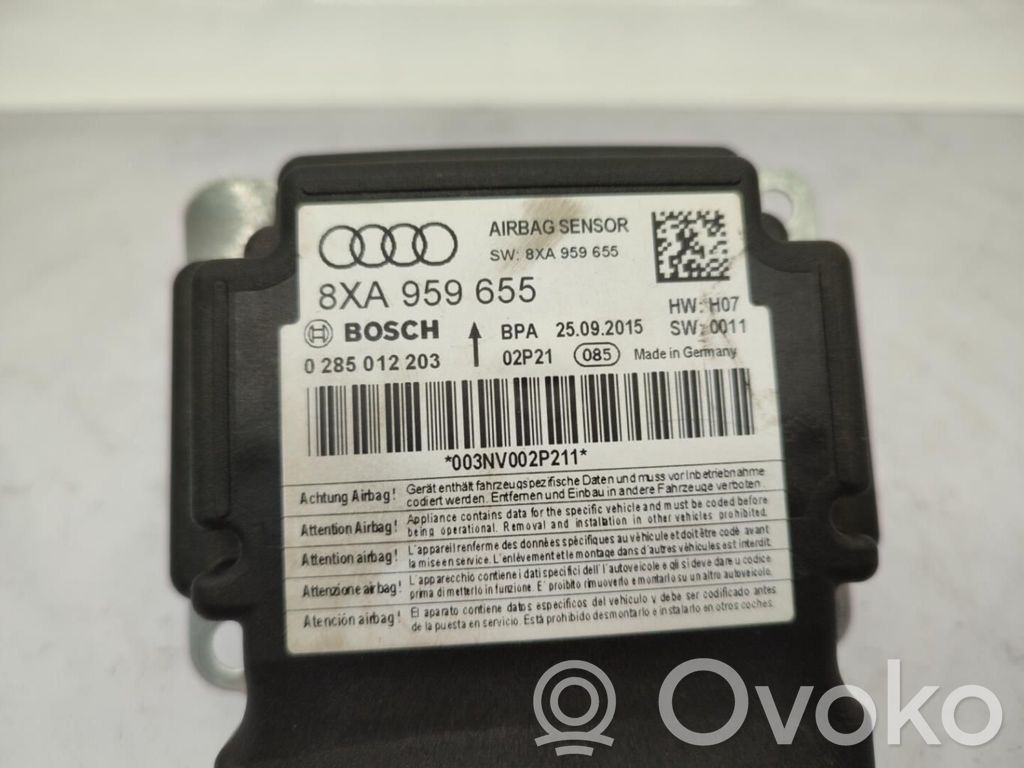 Airbag control unit/module   8XA959655