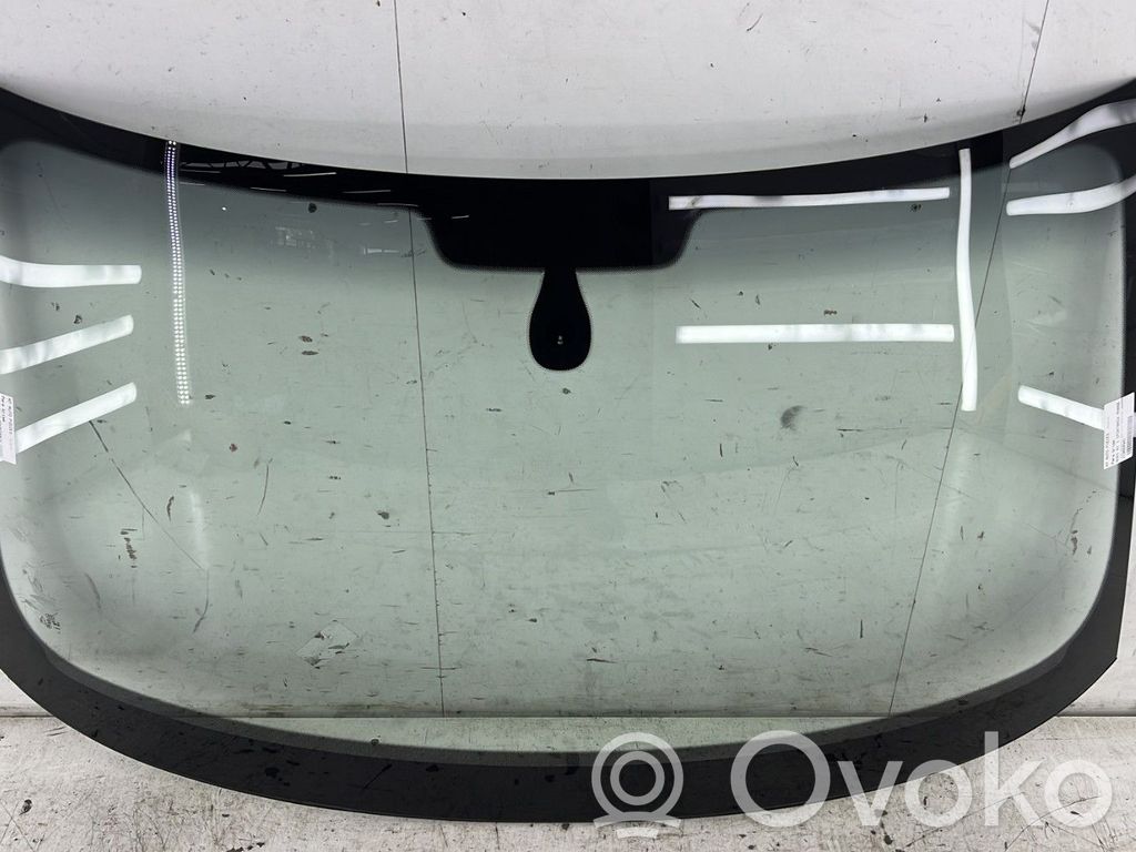 Audi A1 Priekšējā loga stikls 