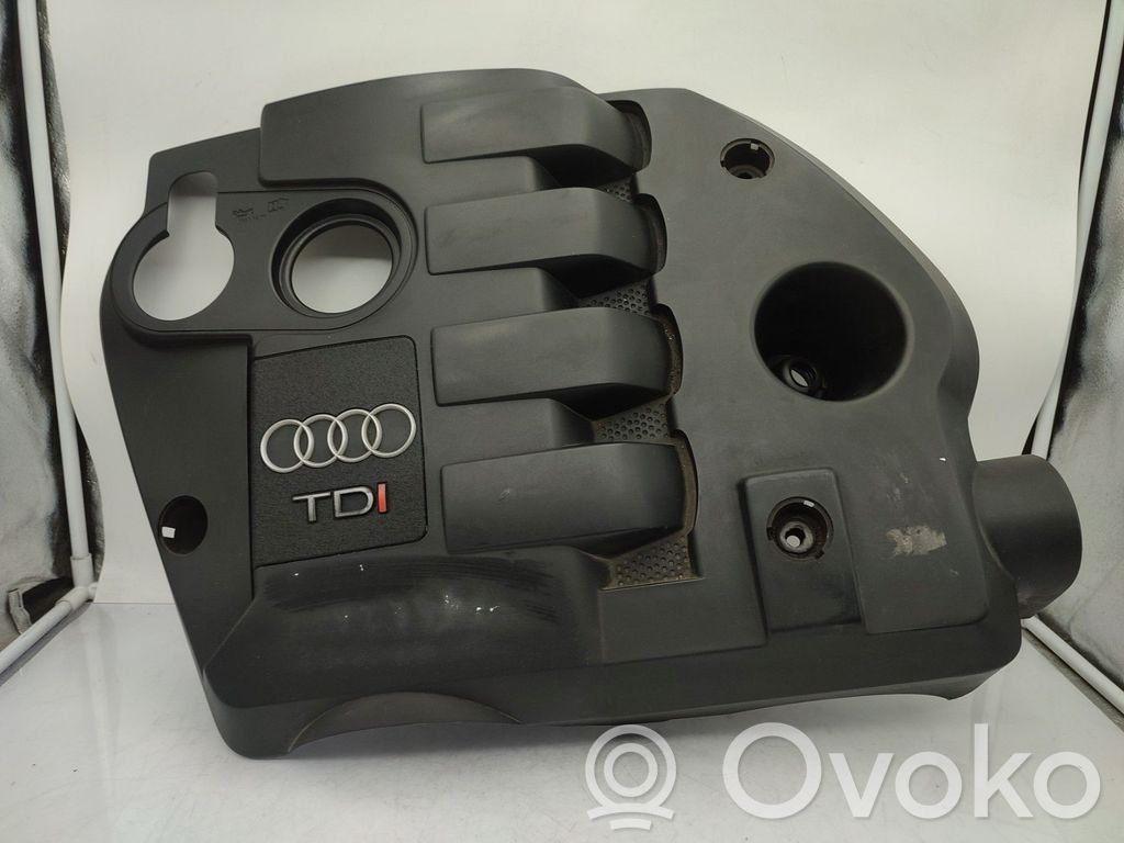 Audi A4 S4 B6 8E 8H Osłona górna silnika 
