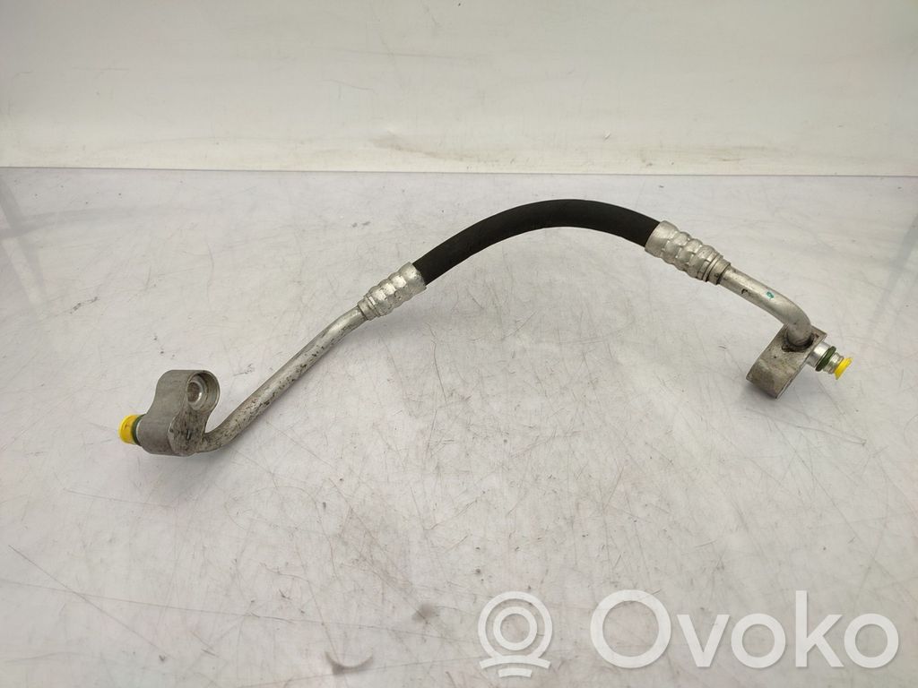 BMW 3 E46 Air conditioning (A/C) pipe/hose 