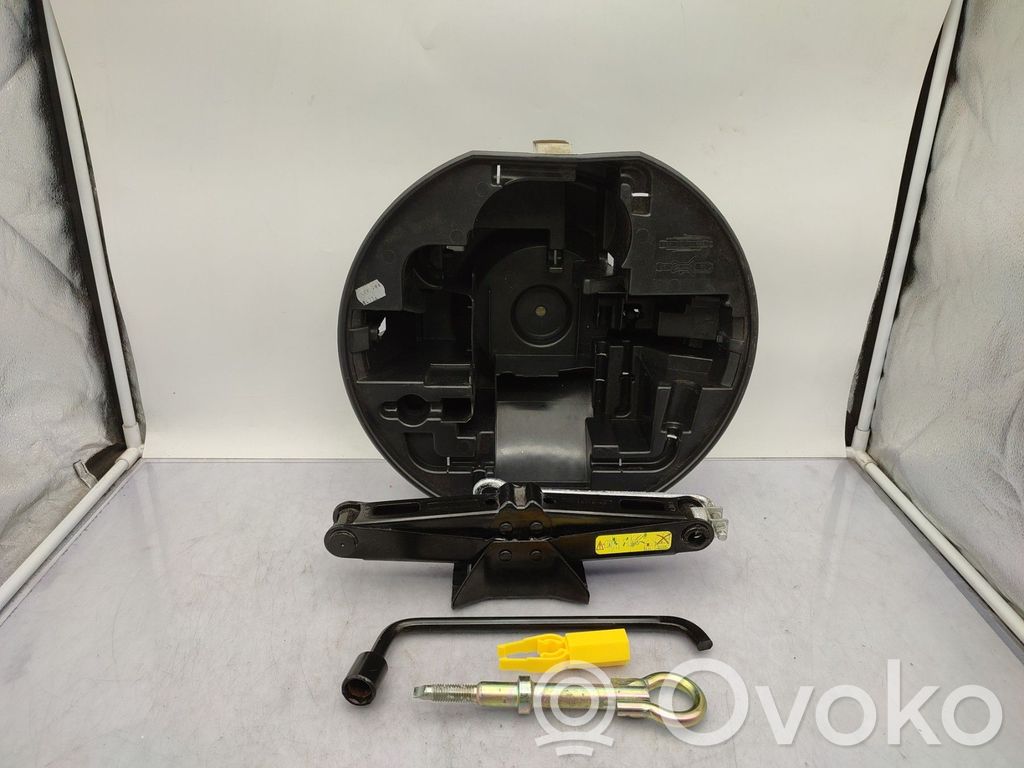 Citroen C3 Tool set 