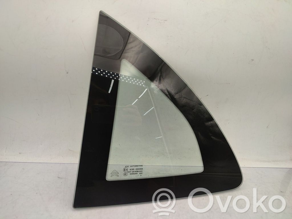 Citroen C3 Rear side window 