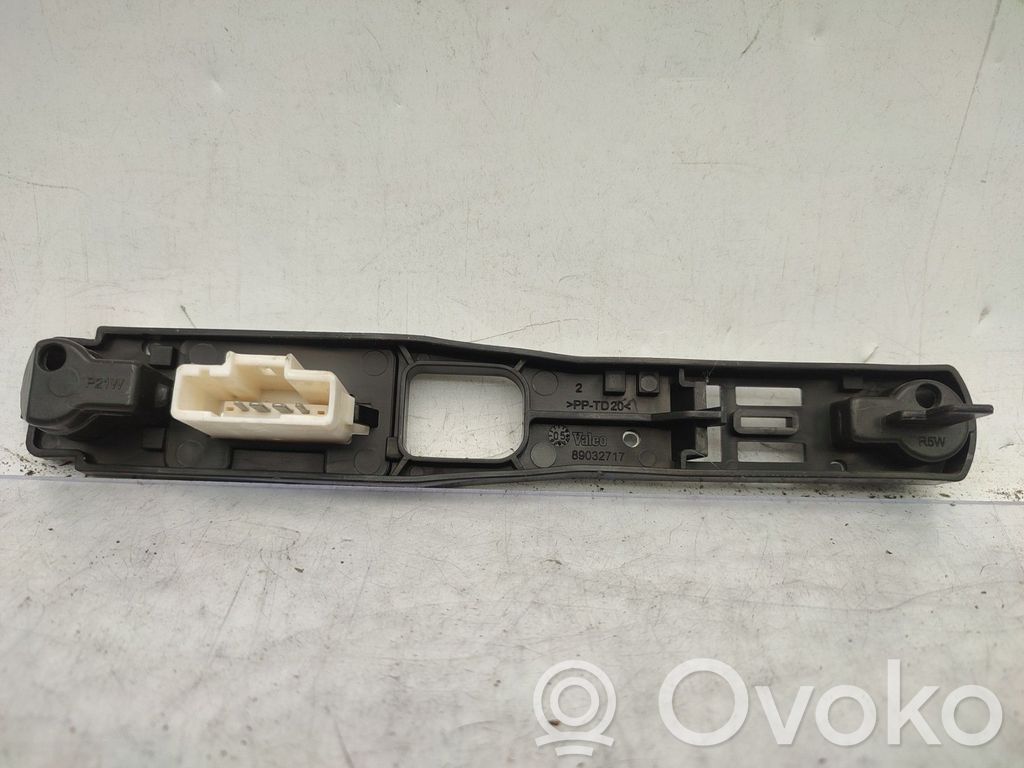Citroen C5 Tail light bulb cover holder 