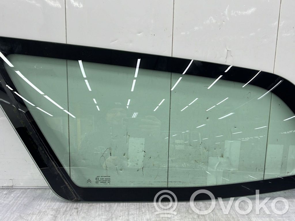 Citroen C5 Rear side window 