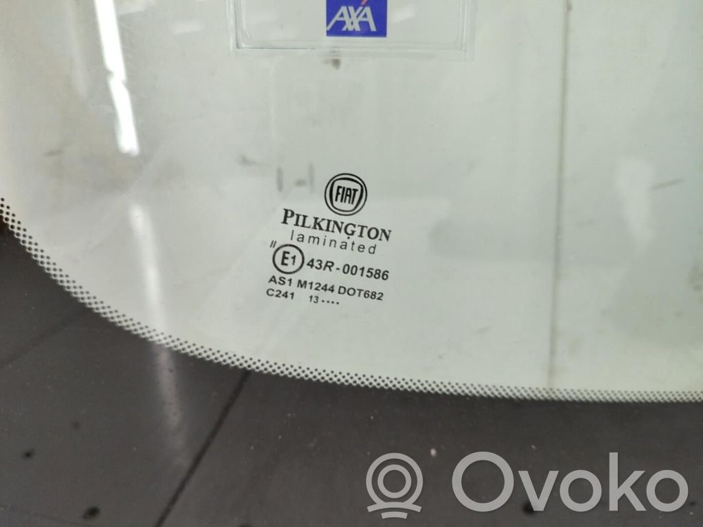 Fiat 500 Front windscreen/windshield window 