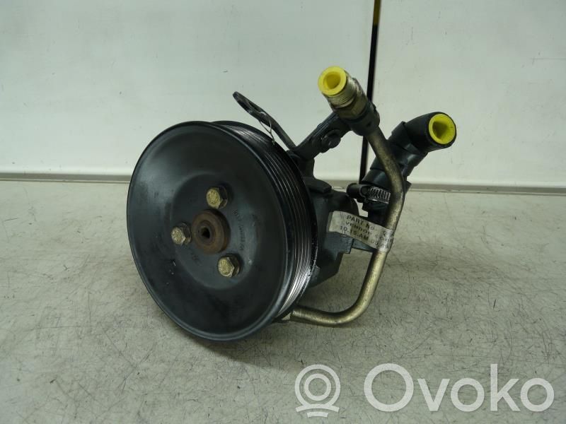 Ford Escort Ohjaustehostimen pumppu 