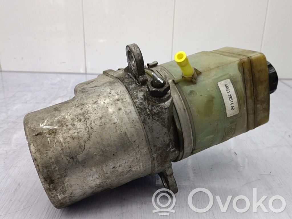 Ohjaustehostimen pumppu   1743471
