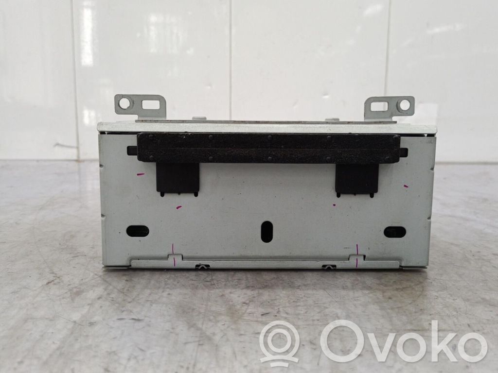 Ford Focus Radio/CD/DVD/GPS head unit 
