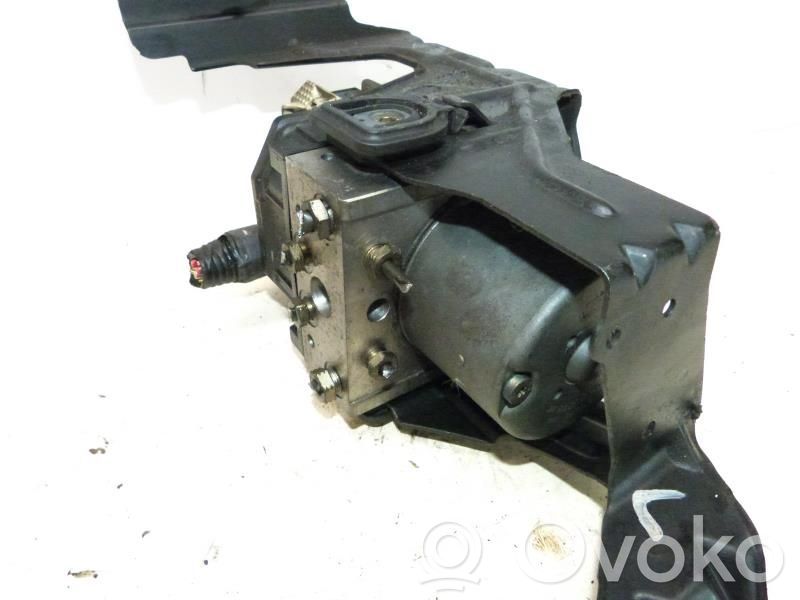 Ford Mondeo Mk III Bomba de ABS 