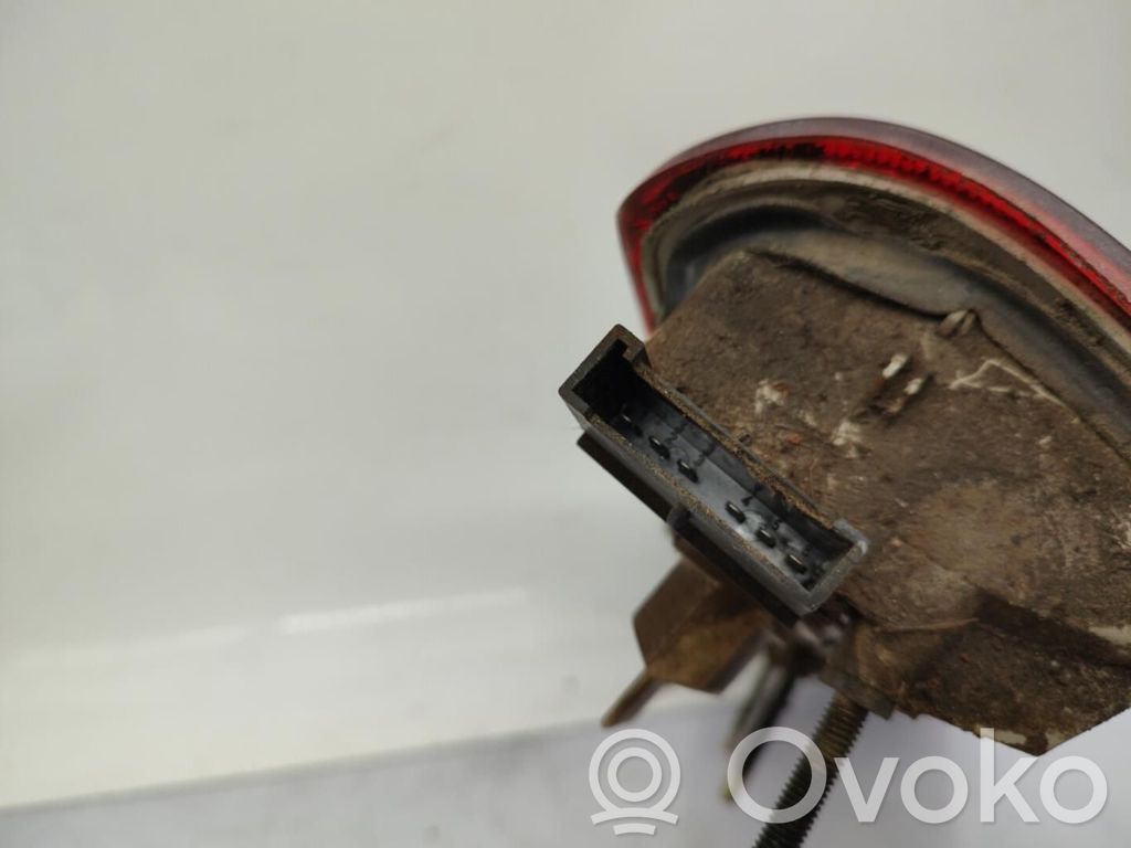 Rear/tail lights   86VB13404AG