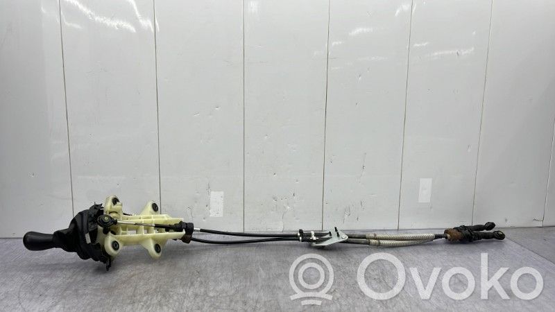 Mazda 2 Pavarų perjungimo mechanizmas (kulisa) 