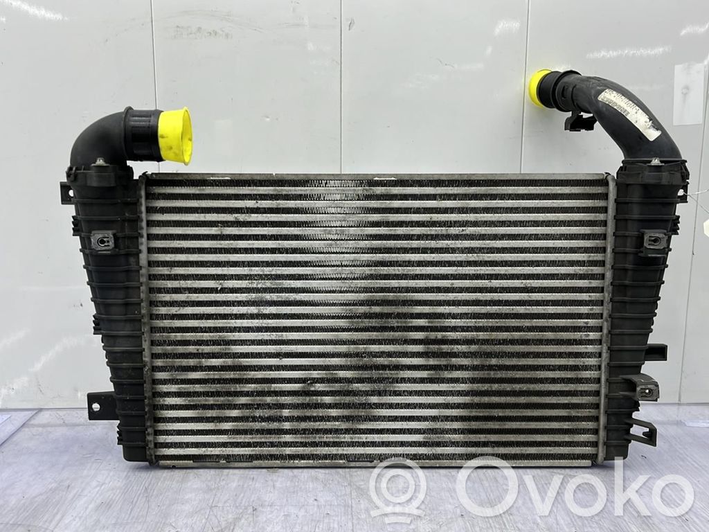 Opel Astra H Chłodnica powietrza doładowującego / Intercooler 