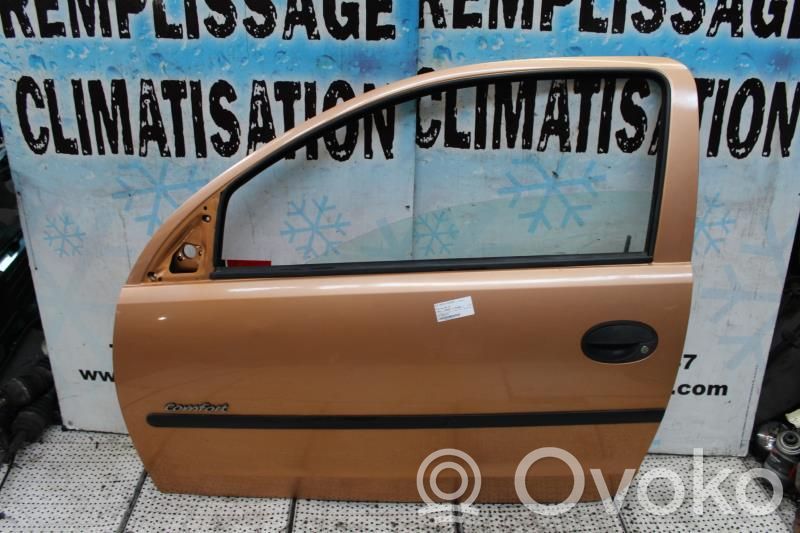 Opel Corsa C Priekinės durys 