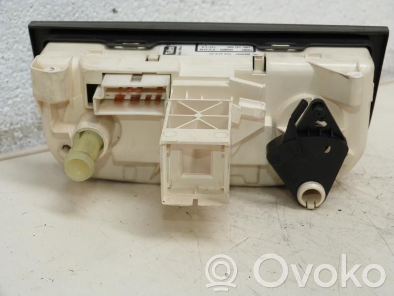 Climate control unit   24407689