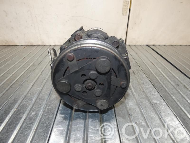 Opel Corsa C Compresseur de climatisation 