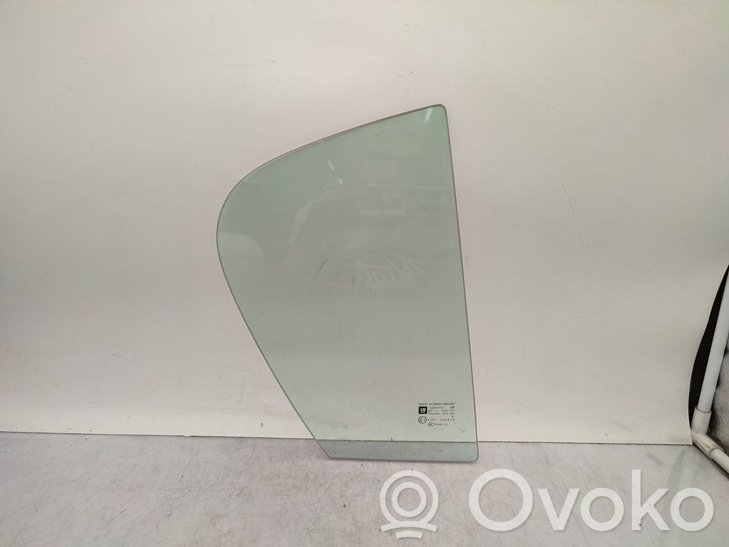 Opel Corsa D Ventanilla de ventilación de la puerta trasera 