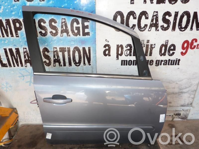 Opel Zafira B Puerta delantera 