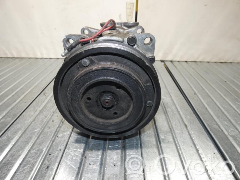 Renault Clio I Air conditioning (A/C) compressor (pump) 