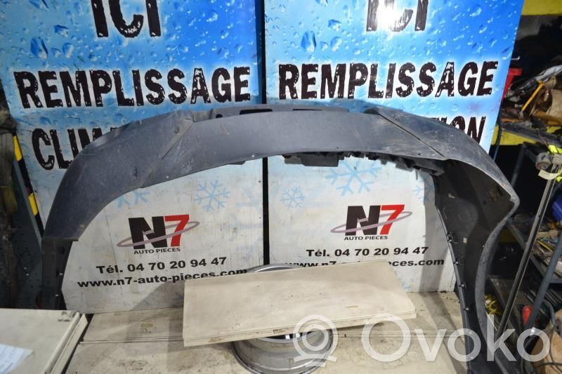 Renault Scenic I Parachoques delantero 